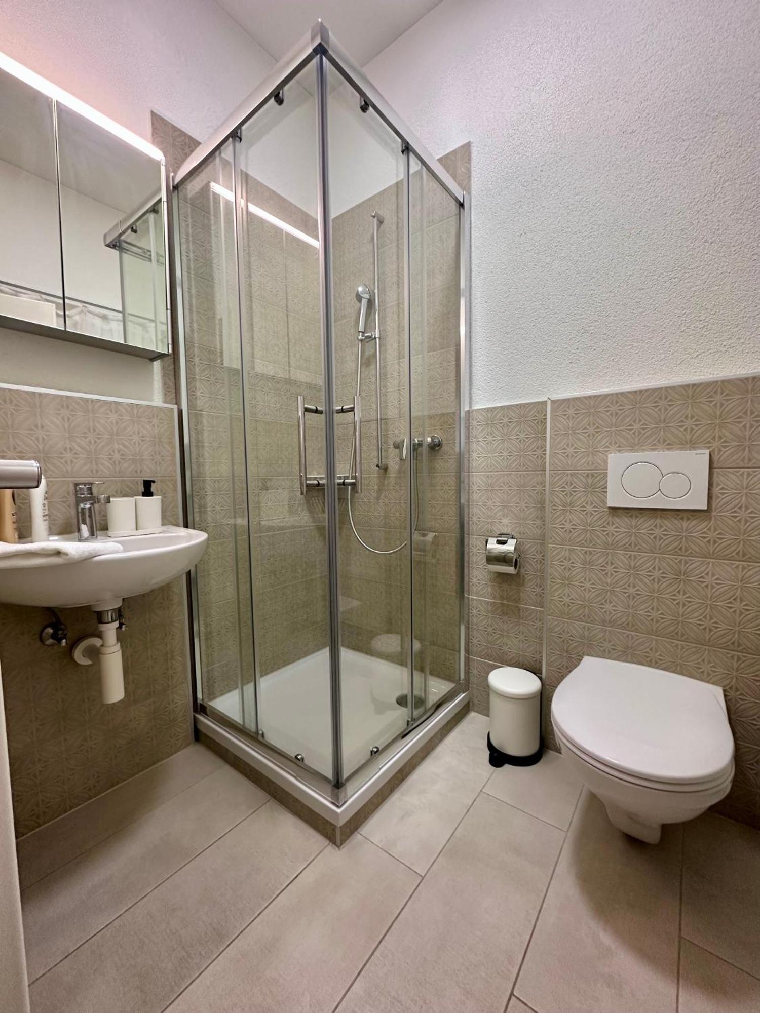 Welcome Hotel - Hellbuehl Self-Check-In Extérieur photo
